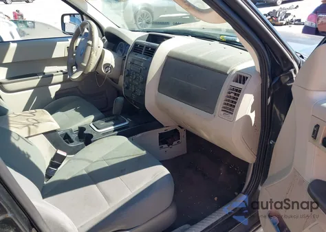 2011 Ford Escape Xls из США, поврежденный, VIN 1FMCU0C73BKA41901